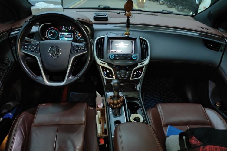 Used Buick LaCrosse 2013 2.4L SIDI Elite Comfort Version Center Console