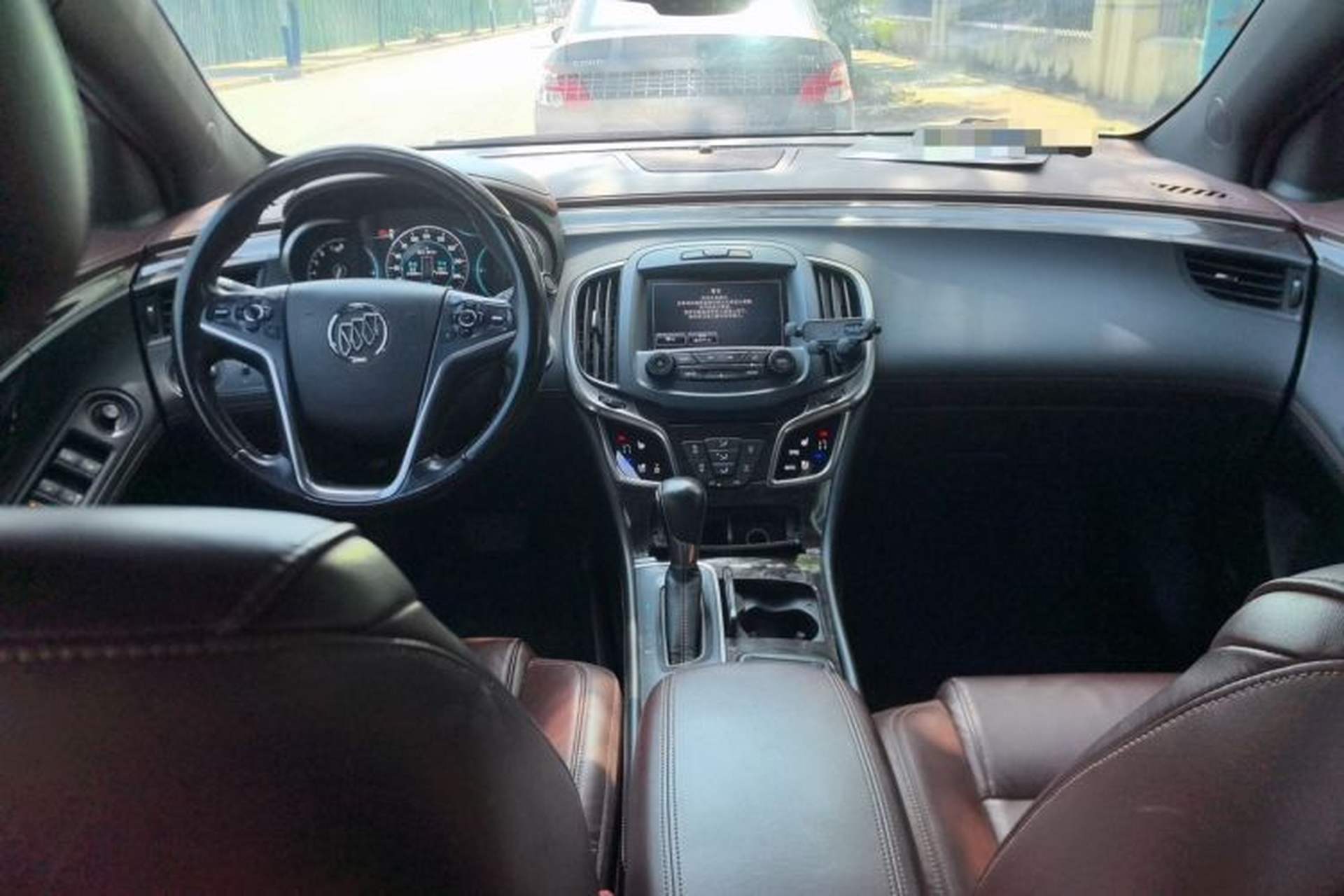 Used Buick LaCrosse 2013 2.0T SIDI Smart Luxury Flagship Edition Center Console
