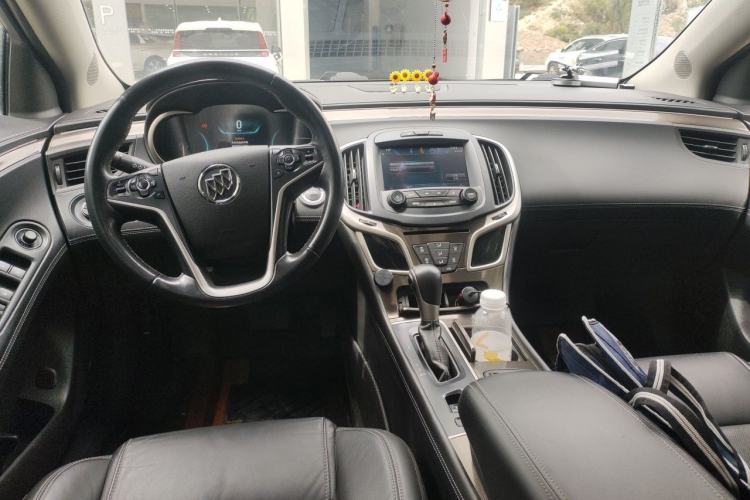 Used Buick LaCrosse 2013 2.0T SIDI Smart Luxury Flagship Edition Center Console