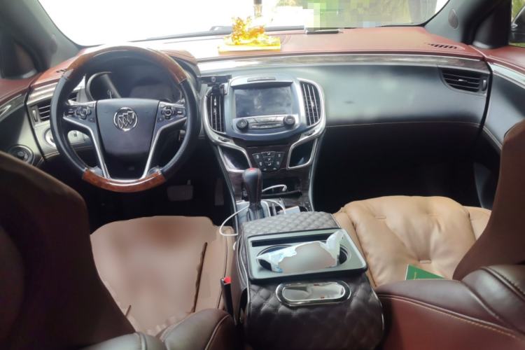 Used Buick LaCrosse 2013 2.4L SIDI Luxury Comfort Edition Center Console