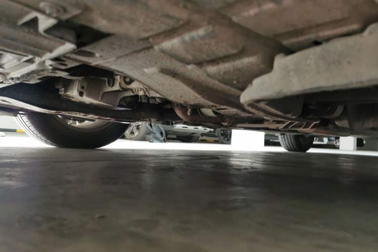 Used Buick LaCrosse 2013 2.4L SIDI Elite Comfort Version Chassis Front