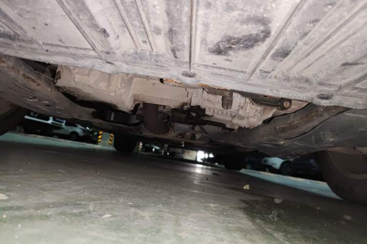 Used Buick LaCrosse 2013 2.4L SIDI Elite Comfort Version Chassis Front