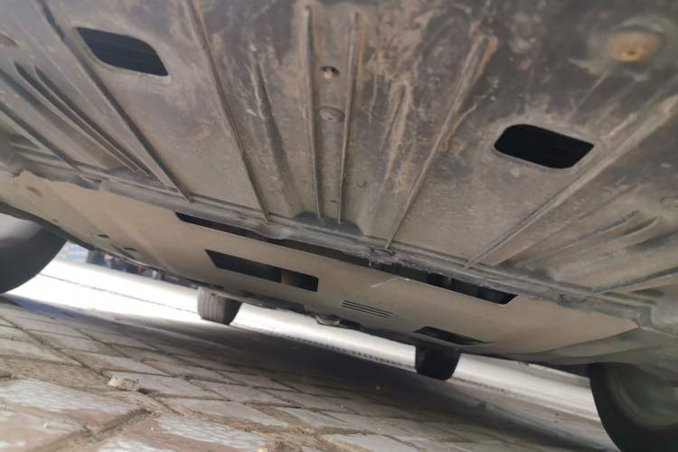 Used Buick LaCrosse 2013 2.4L SIDI Elite Comfort Version Chassis Front