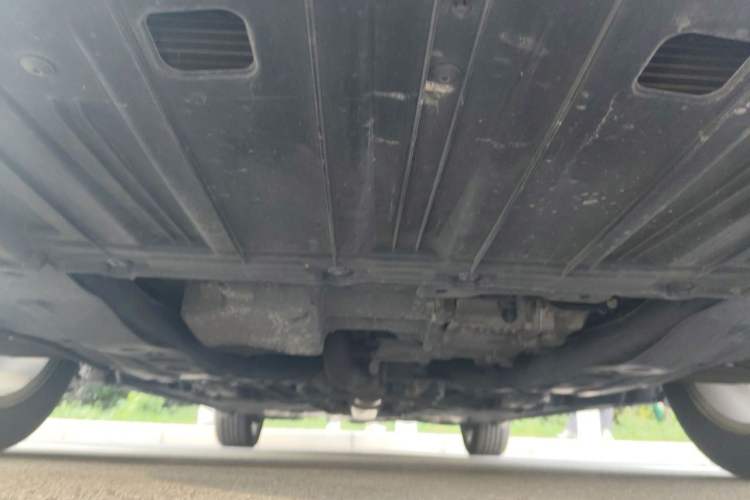 Used Buick LaCrosse 2013 2.4L SIDI Elite Comfort Version Chassis Front