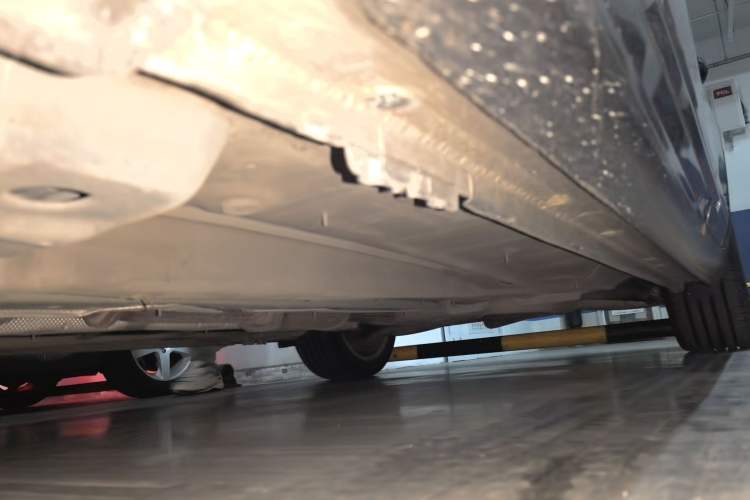 Used Buick LaCrosse 2013 2.0T SIDI Elite Tech Version Chassis Front Left
