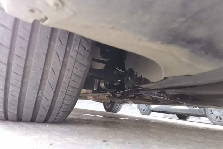 Used Buick LaCrosse 2013 2.4L SIDI Elite Comfort Version Chassis Front Right