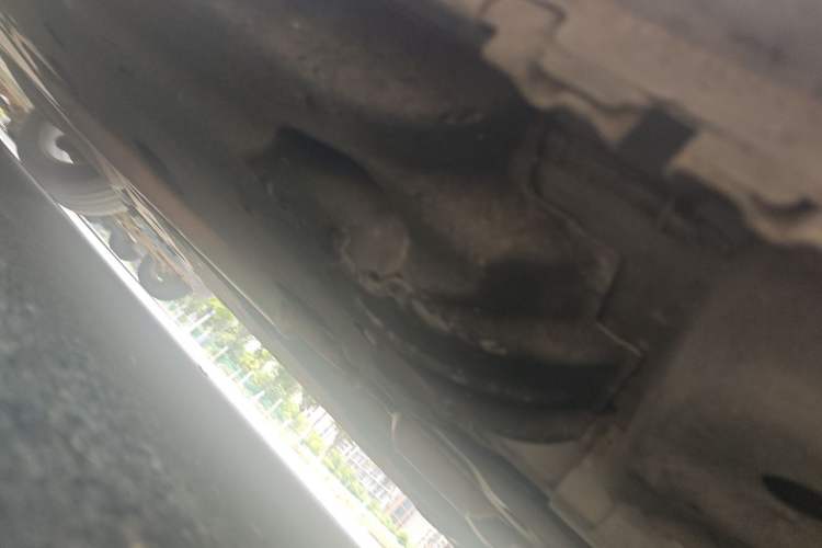 Used Buick LaCrosse 2013 2.4L SIDI Leading Comfort Version Chassis Front Right