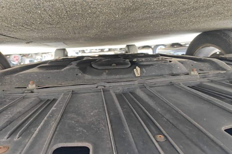 Used Buick LaCrosse 2013 2.4L SIDI Leading Comfort Version Chassis Front
