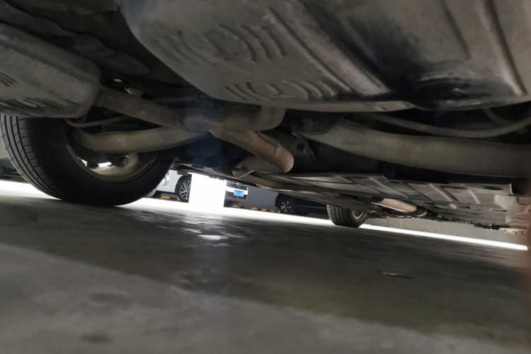 Used Buick LaCrosse 2013 2.4L SIDI Elite Comfort Version Chassis Rear