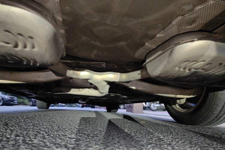 Used Buick LaCrosse 2013 2.4L SIDI Elite Comfort Version Chassis Rear