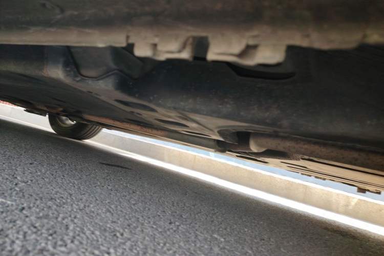 Used Buick LaCrosse 2013 2.4L SIDI Elite Comfort Version Chassis Rear Left