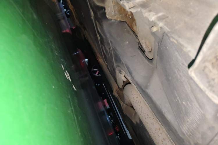 Used Buick LaCrosse 2013 2.4L SIDI Elite Comfort Version Chassis Rear Left