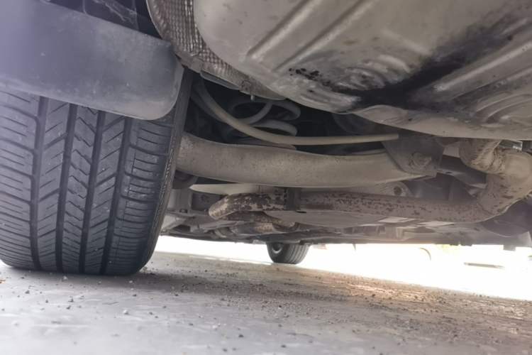 Used Buick LaCrosse 2013 2.4L SIDI Elite Comfort Version Chassis Rear Left