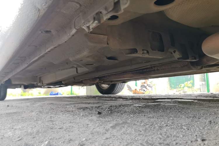 Used Buick LaCrosse 2013 2.4L SIDI Elite Comfort Version Chassis Rear Left