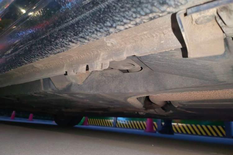 Used Buick LaCrosse 2013 2.4L SIDI Elite Comfort Version Chassis Rear Left