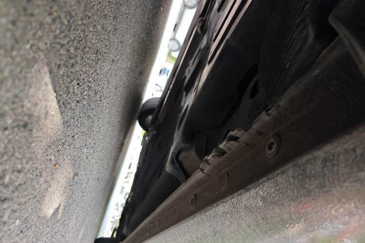Used Buick LaCrosse 2013 2.4L SIDI Elite Comfort Version Chassis Rear Right