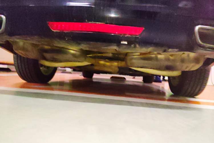 Used Buick LaCrosse 2013 2.4L SIDI Elite Comfort Version Chassis Rear