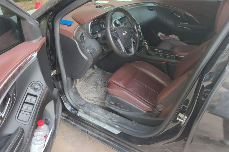 Used Buick LaCrosse 2013 2.4L SIDI Elite Comfort Version Driver Seat