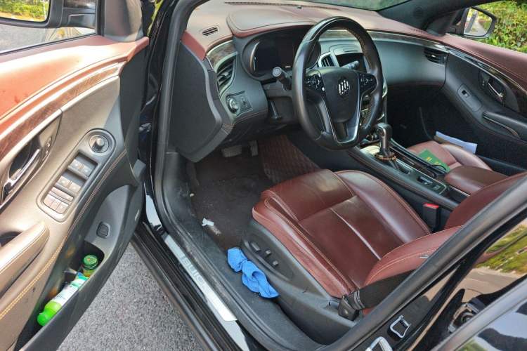 Used Buick LaCrosse 2013 2.4L SIDI Luxury Comfort Edition Driver Seat