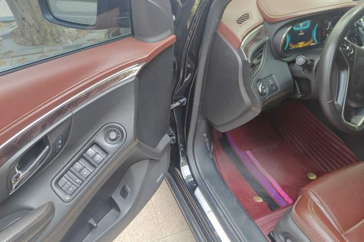 Used Buick LaCrosse 2013 2.4L SIDI Luxury Comfort Edition Driver Seat
