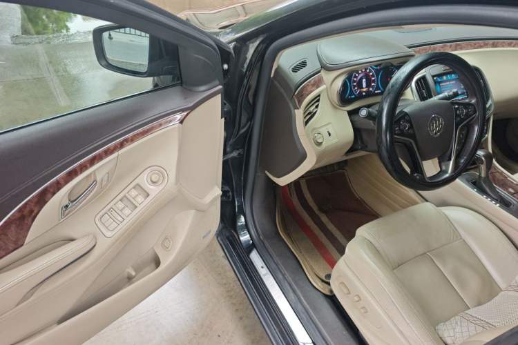 Used Buick LaCrosse 2013 2.4L SIDI Luxury Comfort Edition Driver Seat