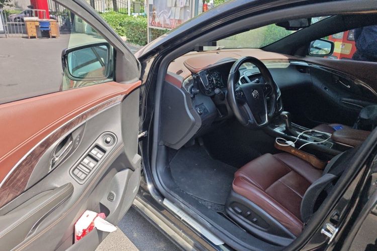Used Buick LaCrosse 2013 2.4L SIDI Luxury Comfort Edition Driver Seat