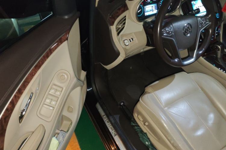 Used Buick LaCrosse 2013 2.4L SIDI Leading Comfort Version Driver Seat