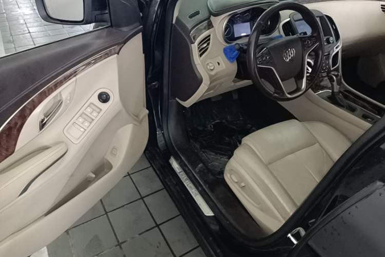 Used Buick LaCrosse 2013 2.0T SIDI Technology Version Driver Seat