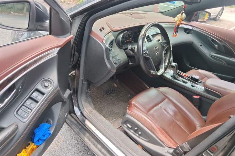 Used Buick LaCrosse 2013 2.4L SIDI Luxury Comfort Edition Driver Seat