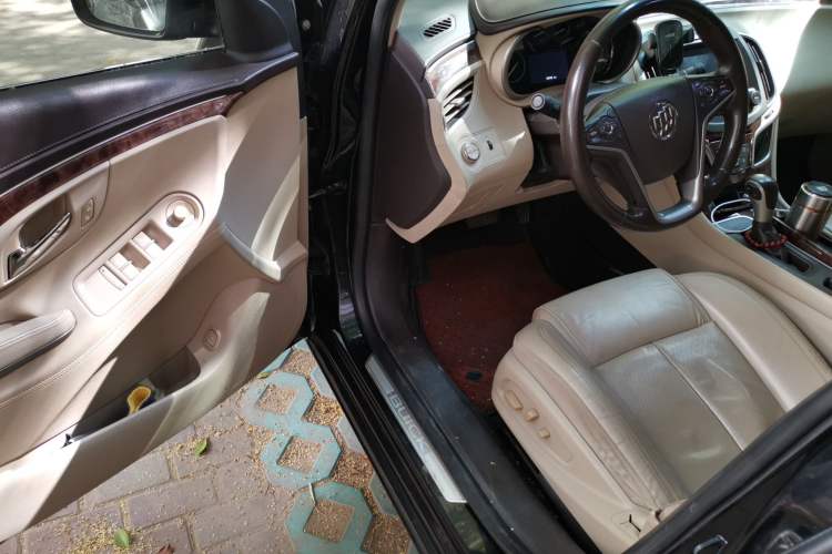 Used Buick LaCrosse 2013 2.4L SIDI Elite Comfort Version Driver Seat