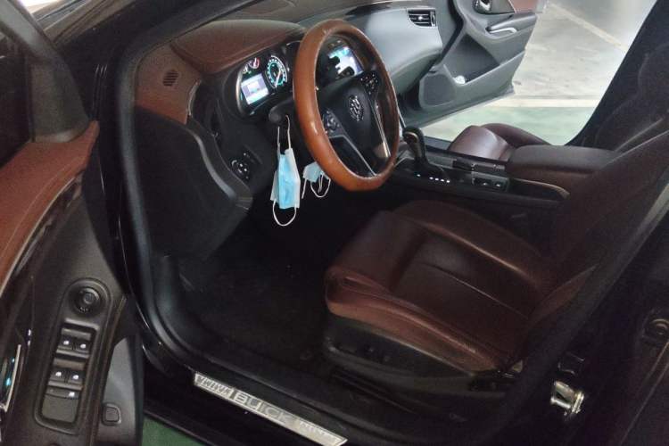 Used Buick LaCrosse 2013 2.4L SIDI Elite Comfort Version Driver Seat