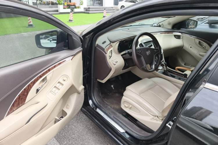 Used Buick LaCrosse 2013 2.4L SIDI Leading Comfort Version Driver Seat