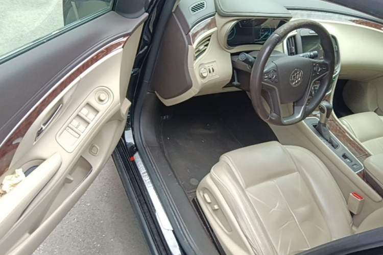 Used Buick LaCrosse 2013 2.4L SIDI Leading Comfort Version Driver Seat