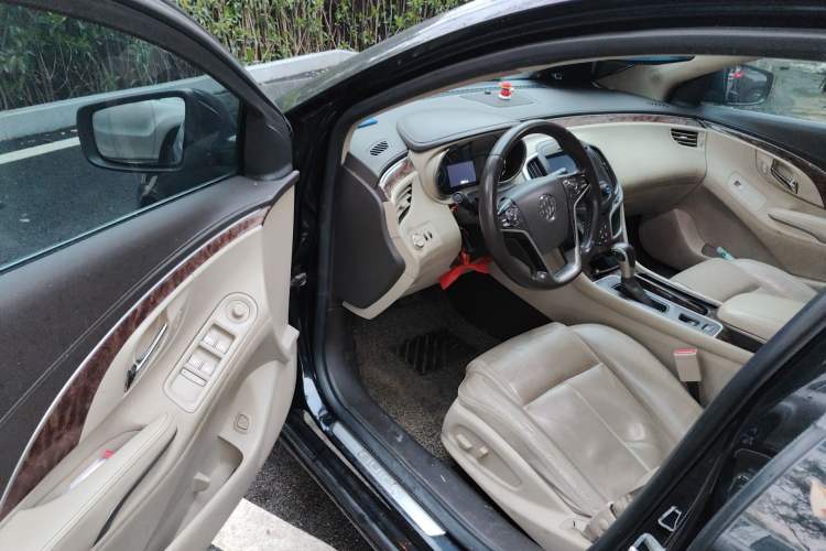 Used Buick LaCrosse 2013 2.4L SIDI Leading Comfort Version Driver Seat