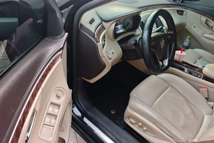 Used Buick LaCrosse 2013 2.4L SIDI Elite Comfort Version Driver Seat