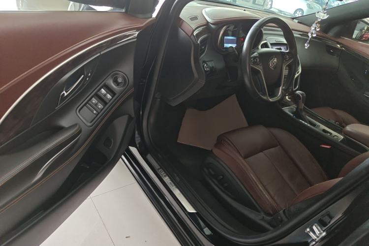 Used Buick LaCrosse 2013 2.0T SIDI Elite Tech Version Driver Seat