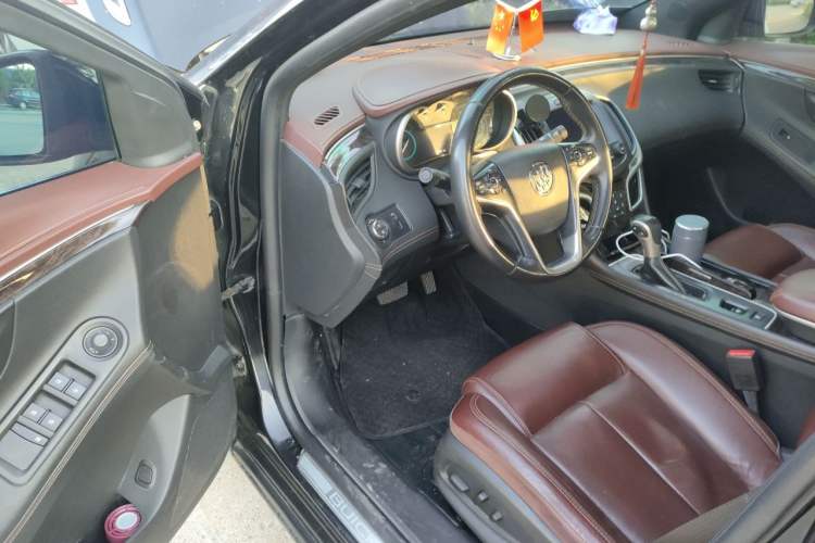 Used Buick LaCrosse 2013 2.4L SIDI Elite Comfort Version Driver Seat