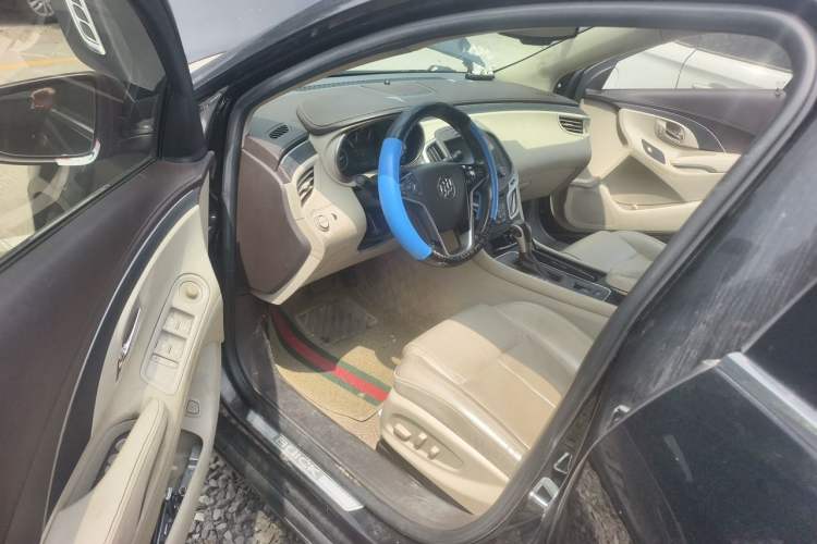 Used Buick LaCrosse 2013 2.0T SIDI Elite Tech Version Driver Seat