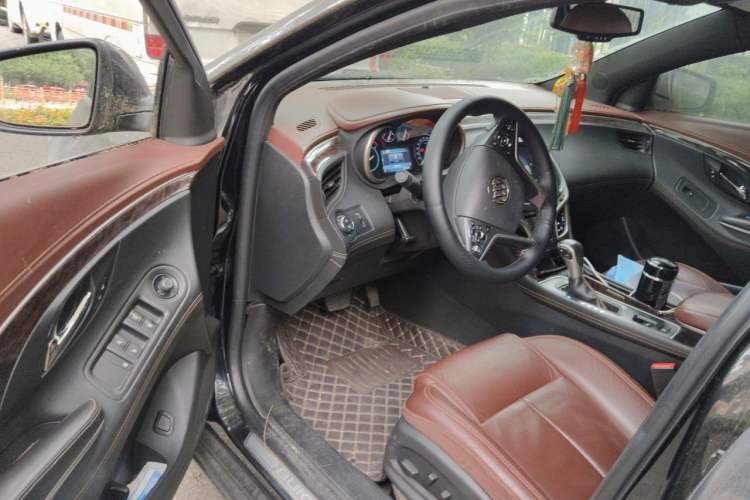 Used Buick LaCrosse 2013 2.4L SIDI Elite Comfort Version Driver Seat