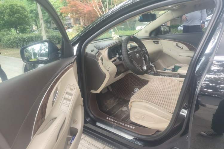 Used Buick LaCrosse 2013 2.4L SIDI Leading Comfort Version Driver Seat