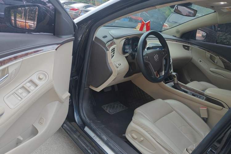 Used Buick LaCrosse 2013 2.4L SIDI Leading Comfort Version Driver Seat