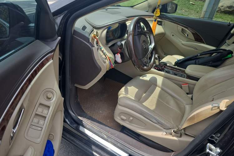 Used Buick LaCrosse 2013 2.4L SIDI Leading Comfort Version Driver Seat
