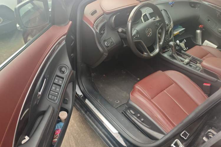 Used Buick LaCrosse 2013 2.4L SIDI Luxury Comfort Edition Driver Seat