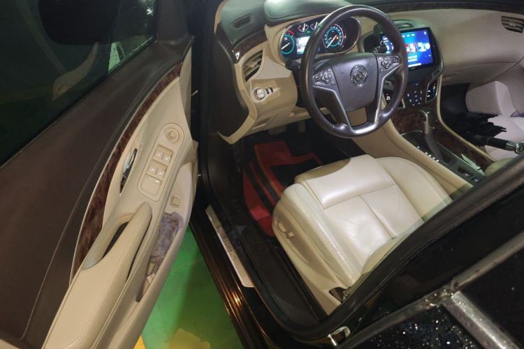 Used Buick LaCrosse 2013 2.4L SIDI Leading Comfort Version Driver Seat