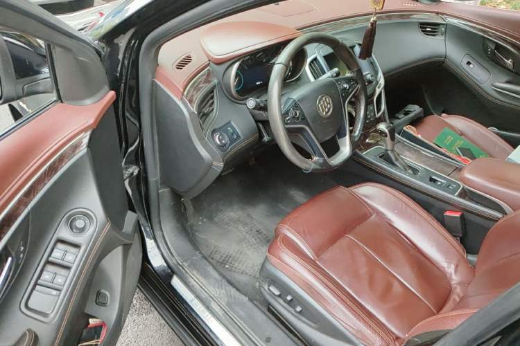 Used Buick LaCrosse 2013 2.4L SIDI Elite Comfort Version Driver Seat