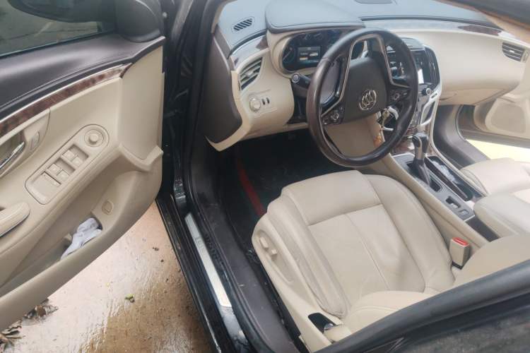 Used Buick LaCrosse 2013 2.4L SIDI Leading Comfort Version Driver Seat