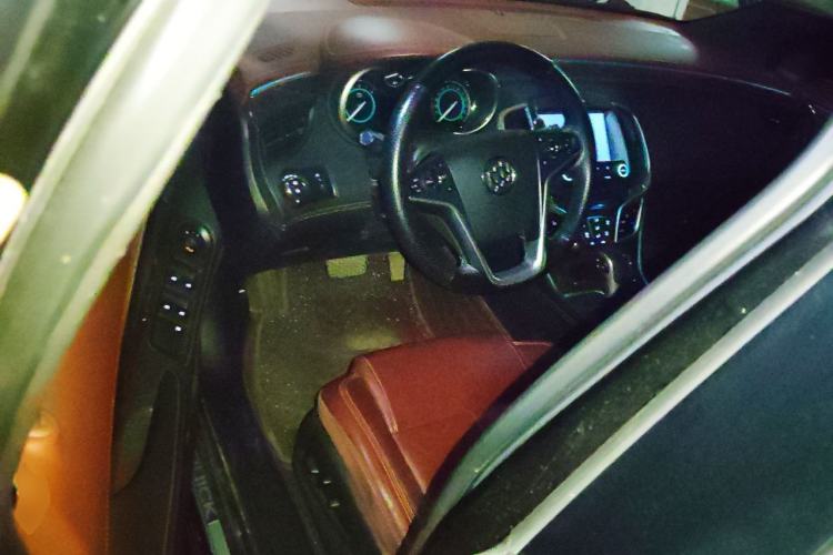 Used Buick LaCrosse 2013 2.4L SIDI Elite Comfort Version Driver Seat