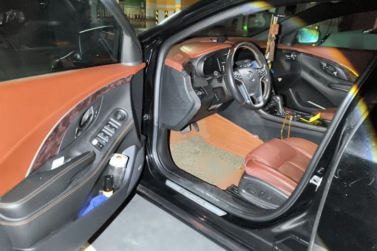 Used Buick LaCrosse 2013 2.4L SIDI Luxury Comfort Edition Driver Seat