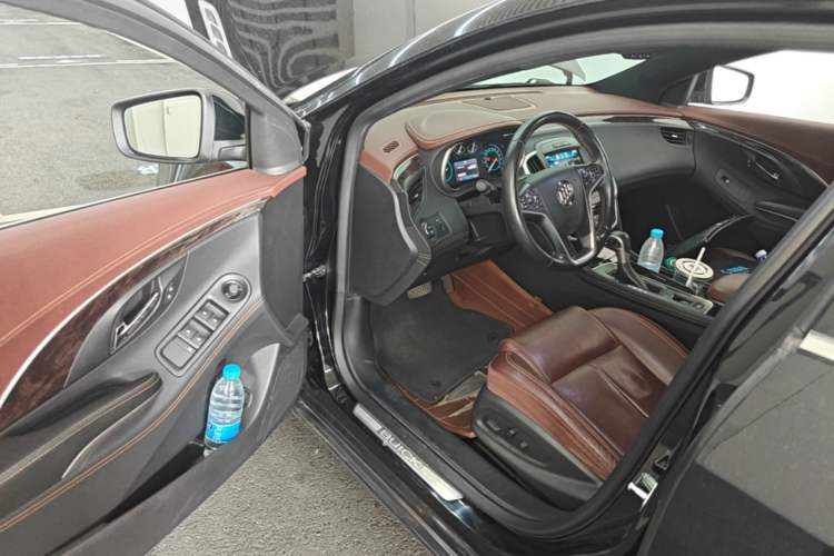 Used Buick LaCrosse 2013 2.4L SIDI Elite Comfort Version Driver Seat