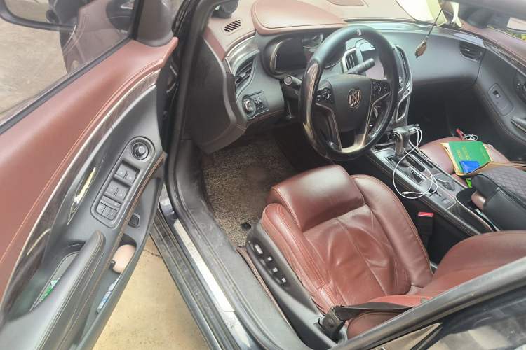 Used Buick LaCrosse 2013 3.0L SIDI V6 Smart Luxury Flagship Model Driver Seat